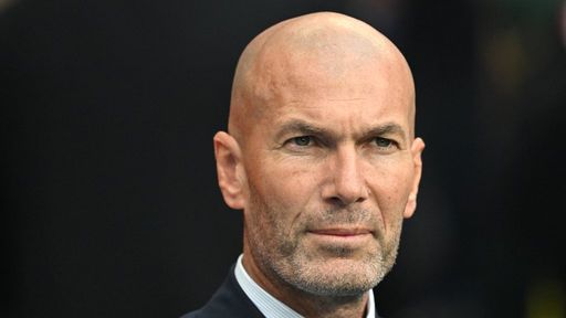 Zinedine Zidane avant la finale de la Ligue des champions de l'UEFA entre le Borussia Dortmund et le Real Madrid, au stade de Wembley, à Londres, le 1ᵉʳ juin 2024.